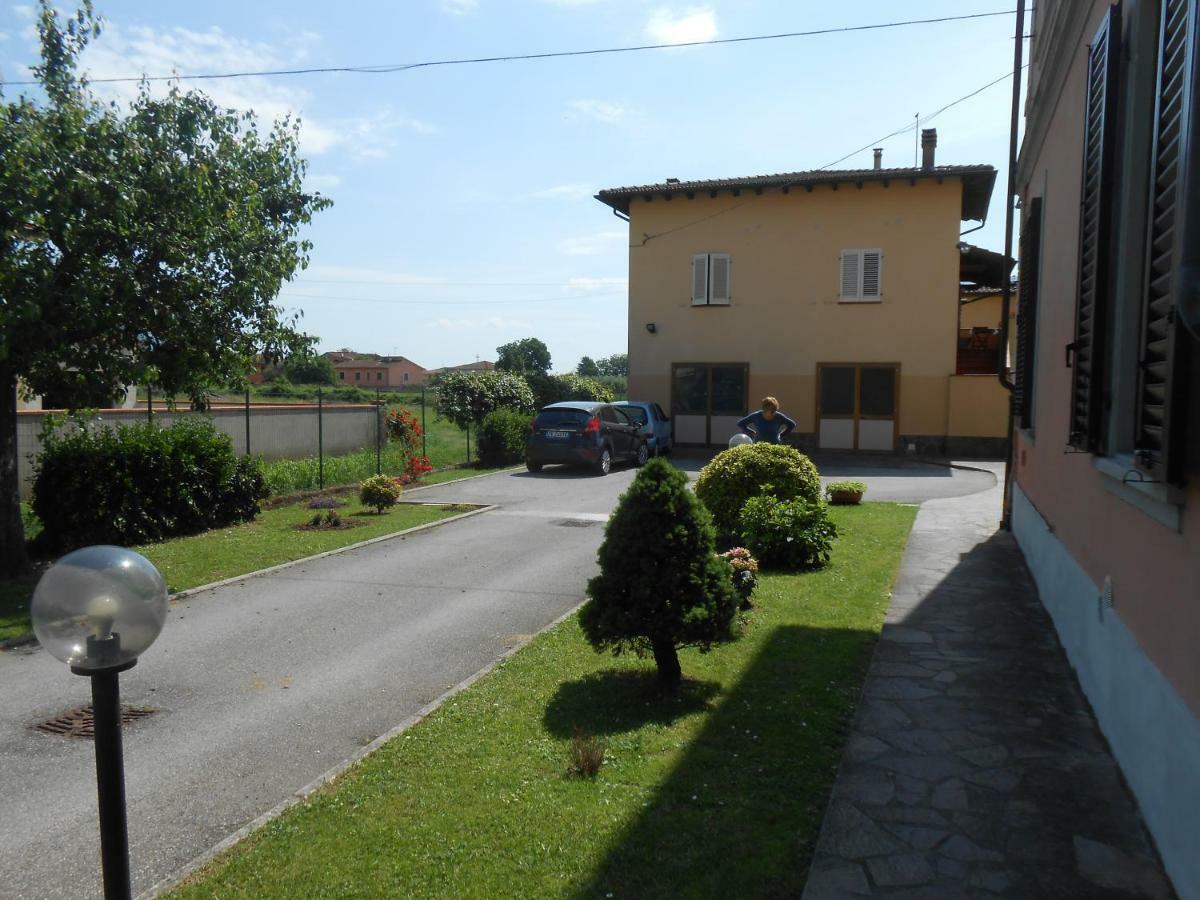 Casa Vacanze Orsi Lucca Exterior foto
