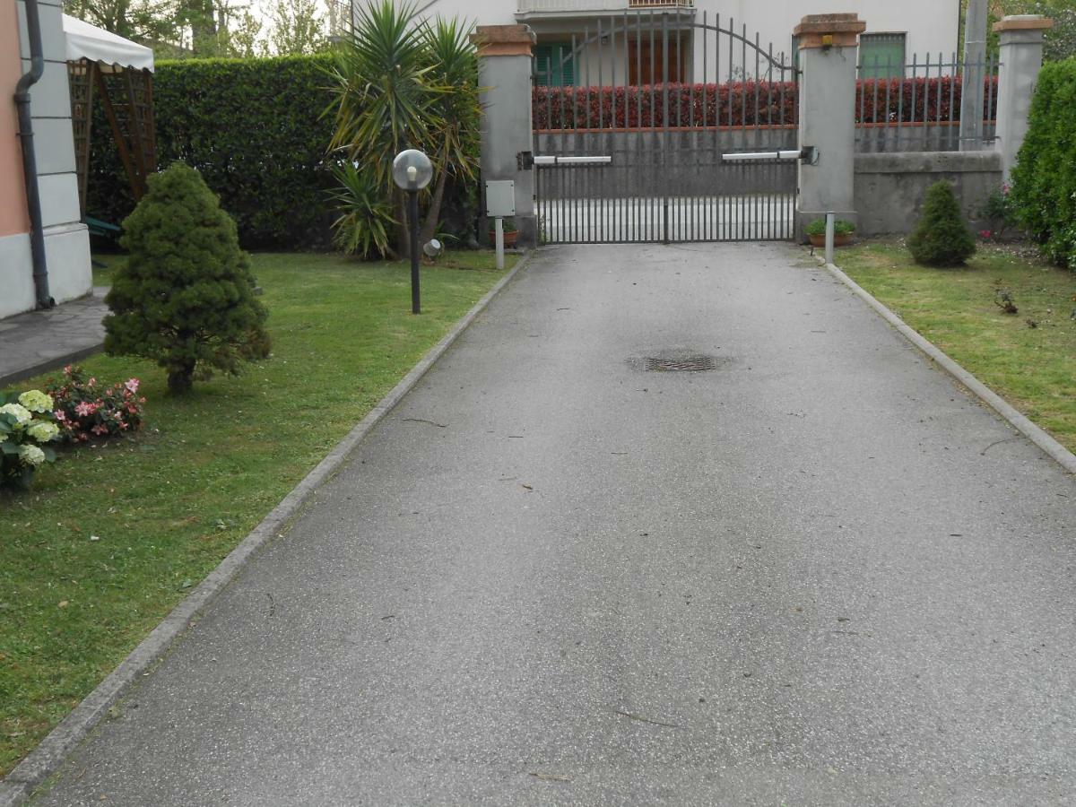 Casa Vacanze Orsi Lucca Exterior foto